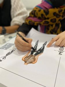 هر آنچه که باید در خصوص آموزش طراحی لباس با مدرک بین المللی بدانید